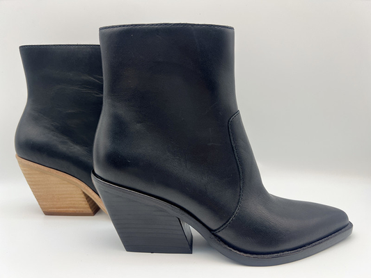 Feste hölzerne Sprühfarbehohe absätze, Stiefel der schwarzen weichen Kuhnappalederfrauen Kleider, spitze Zehenhalbstiefel