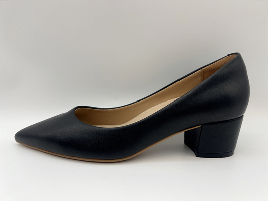 Die Abendschuh-zeigte weicher Gewebe-flacher Absatz der Nappaleder-schwarzen Frauen Toe Shoes