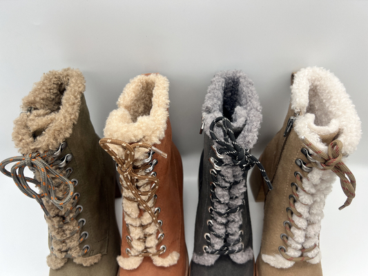 Spitze-obenwinter-Kleiderstiefel der Frauen wasserdichte rutschfeste, weiches Kuhvelourleder mit Plüschfutter der hohen Qualität