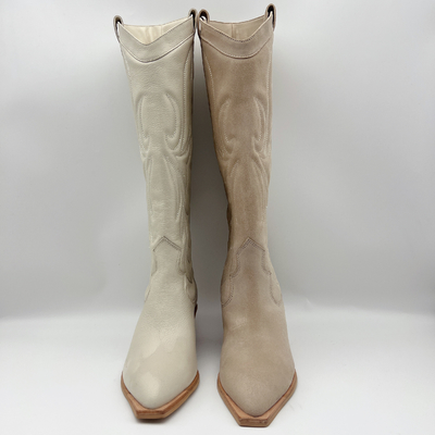 Imprägniern lederne Stiefel der bequemen Frauen Kleiderweg weißes
