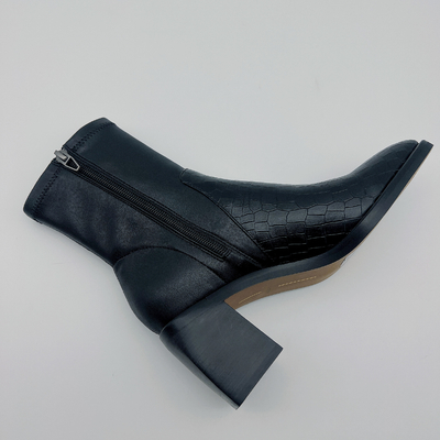 Schwarze spitze Toe Ankle Boots Square Abs-Ferse der zufälligen Frauen mit TPR Outsole