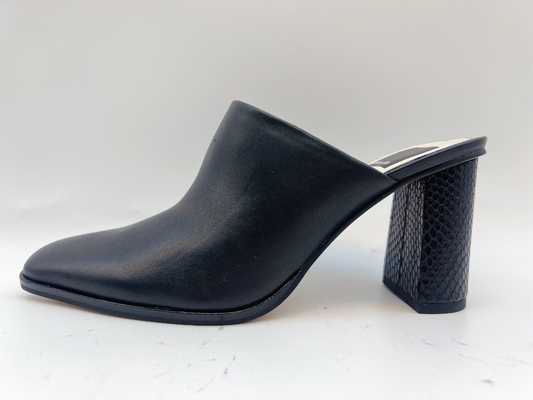 Einteiliges oberes Schuh-weiches Nappaleder-schwarzes Quadrat Toe Pump Shoes