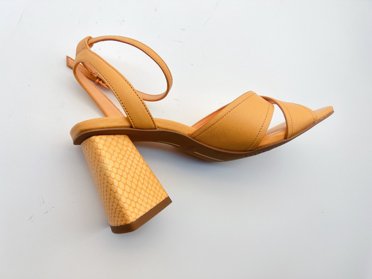 Orange Querder bügel-Pantoffel folgte lederner Quadrat-Toe Sandals ODM-/Soem-Frauen auf den Fersen