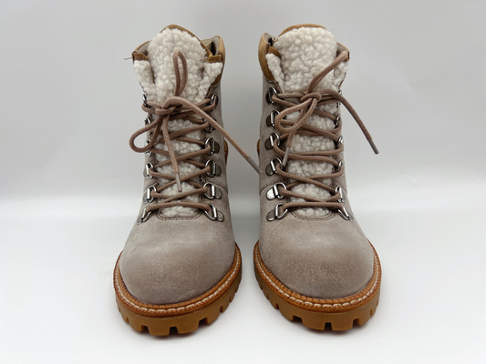 Weiches Vlies schnüren sich oben ODM-Soem die Halbstiefel der wasserdichten Stiefel-Frauen beige