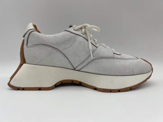 Der Basketball-Schuhe silberne der athletischer Sport-Schuh-Breathable kühlen Frauen