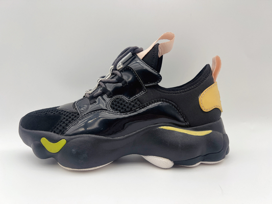 Schwarze Damen-gleiten hohe Spitzenbasketball-Schuhe beständiges ODM/Soem