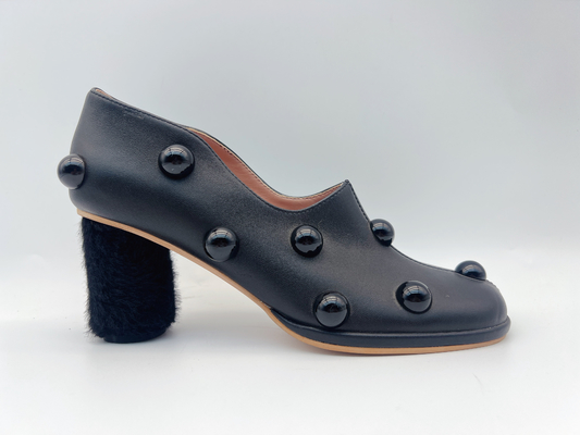 Weiche Nappaleder-Frauen pumpt Abendschuhe des Schuh-schwarze flachen Absatzes mit Pilz-Mosaik
