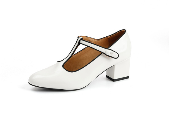 Schwarzes weißes Leder pumpt ABS-Ferse Poited Toe Closed Toe With 2cm die Schuhe der Frauen