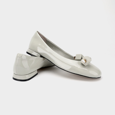 Weiche und flache Büro-Schuhe Comfortoble, die echten ledernen flachen Schuhe der Frauen