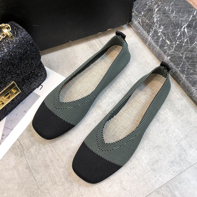 Großhandelsleichtgewichtler stricken gesponnene Schuhe 2021 Breathable flache Schuhe für Frauen-neue Arten