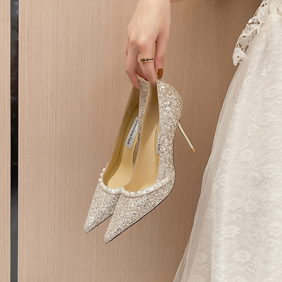 Frühlings-Damen-Hochzeits-Pumpen, Schaffell-goldene glänzende Perle Crystal Shoes