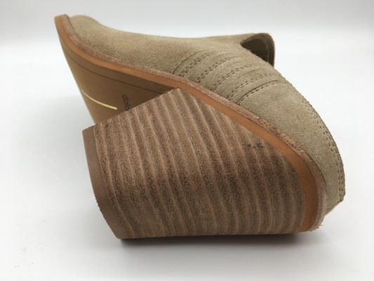 Tan Beige Closed Toe Womens-Abendschuh-weiches Kuh-Veloursleder Chunky Heel Dress Shoes