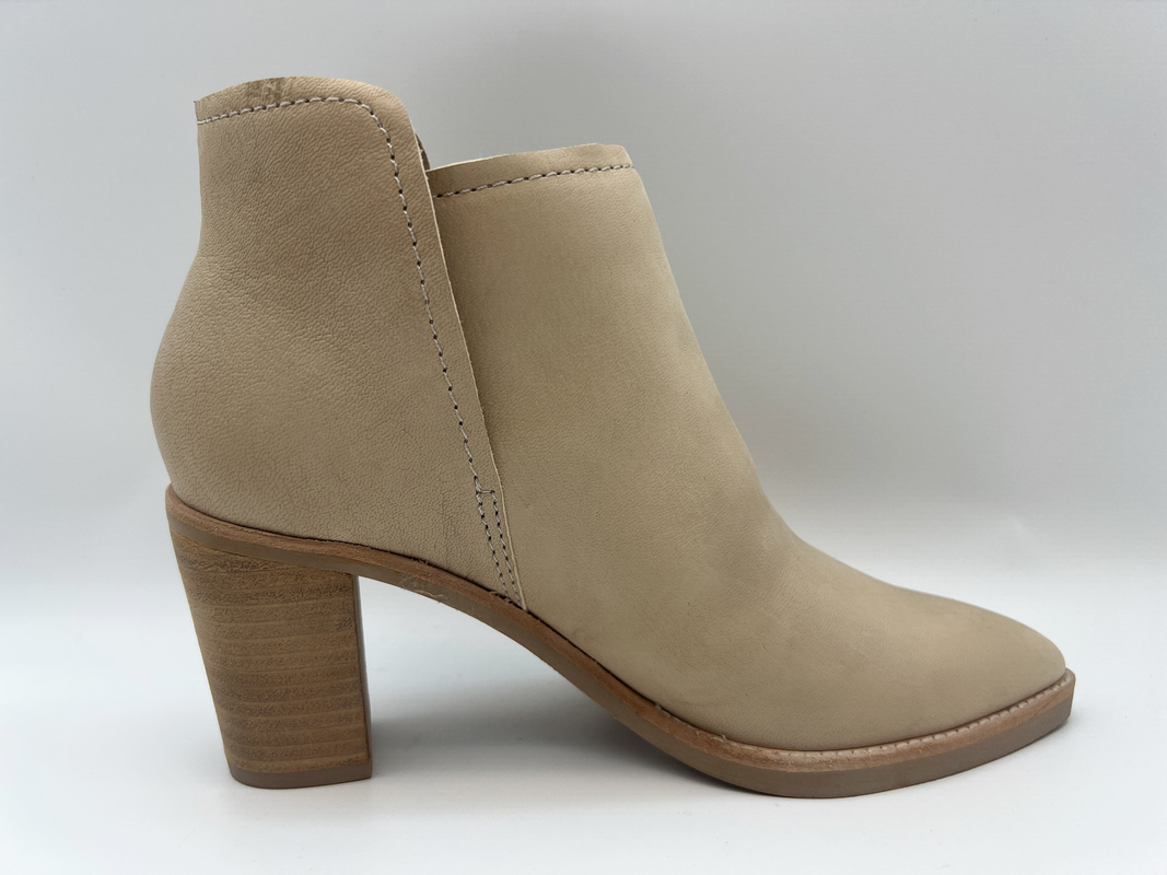 Die ledernen Abendschuhe bequemes TPR Outsole der volle Verpackungs-beige Frauen mit Pusable-Latex